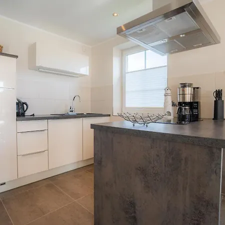 Haushaelfte 44b Droemhus Id 466 Semesterbostad *